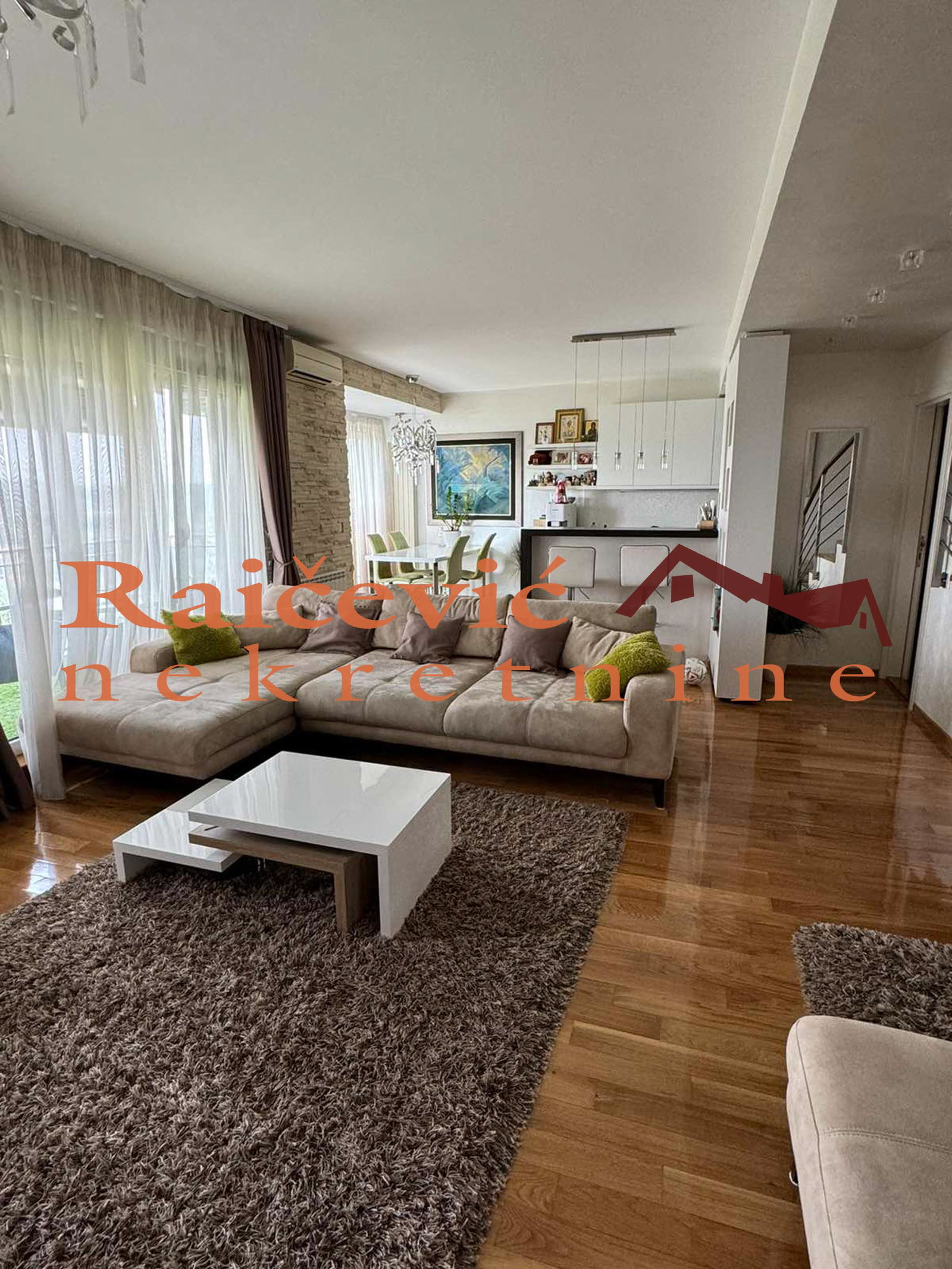 Stan Prodaja Beograd Stan Prodaja Beograd Skojevsko Naselje 268 m2