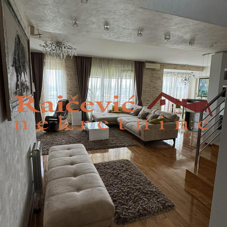 Stan Prodaja Beograd Skojevsko Naselje 268 m2