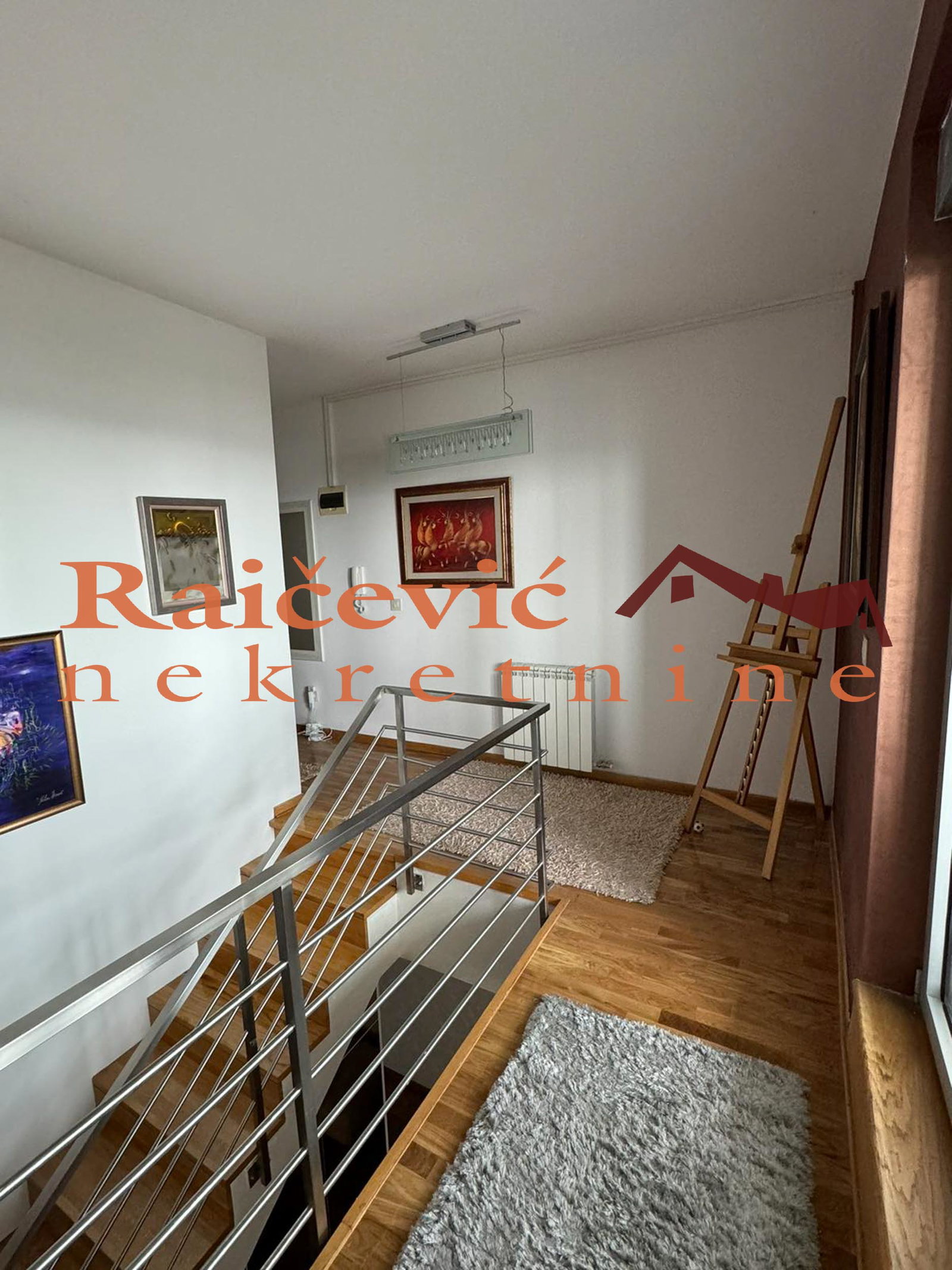 149254 Petosoban stan na prodaju, Skojevsko Naselje, Beograd, 268m², 580.000 €