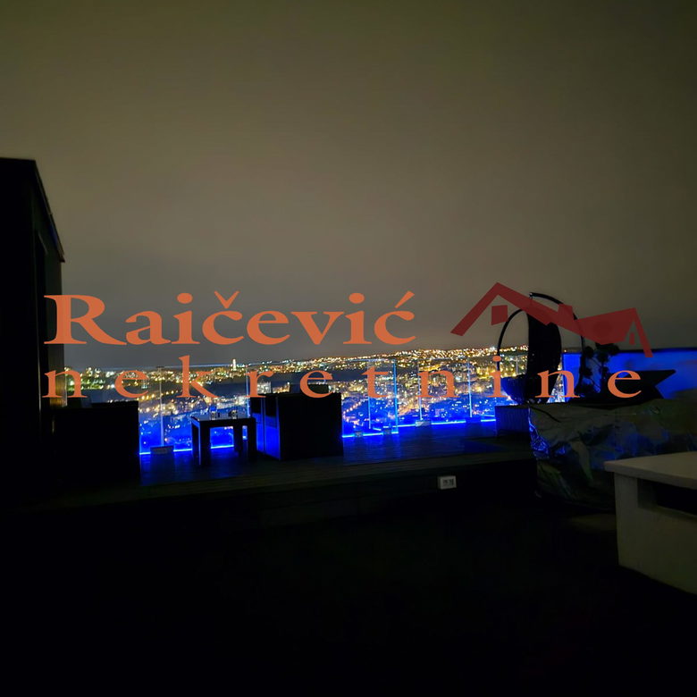 Petosoban stan na prodaju, Skojevsko Naselje, Beograd, 268m², 580.000 €