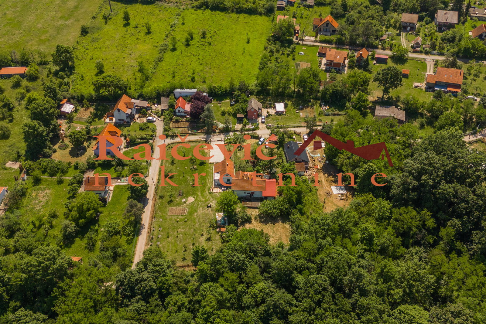 Kuća Prodaja Beograd Kuća Prodaja Beograd Vranić 196 m2