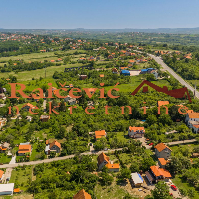 Kuća Prodaja Beograd Vranić 196 m2