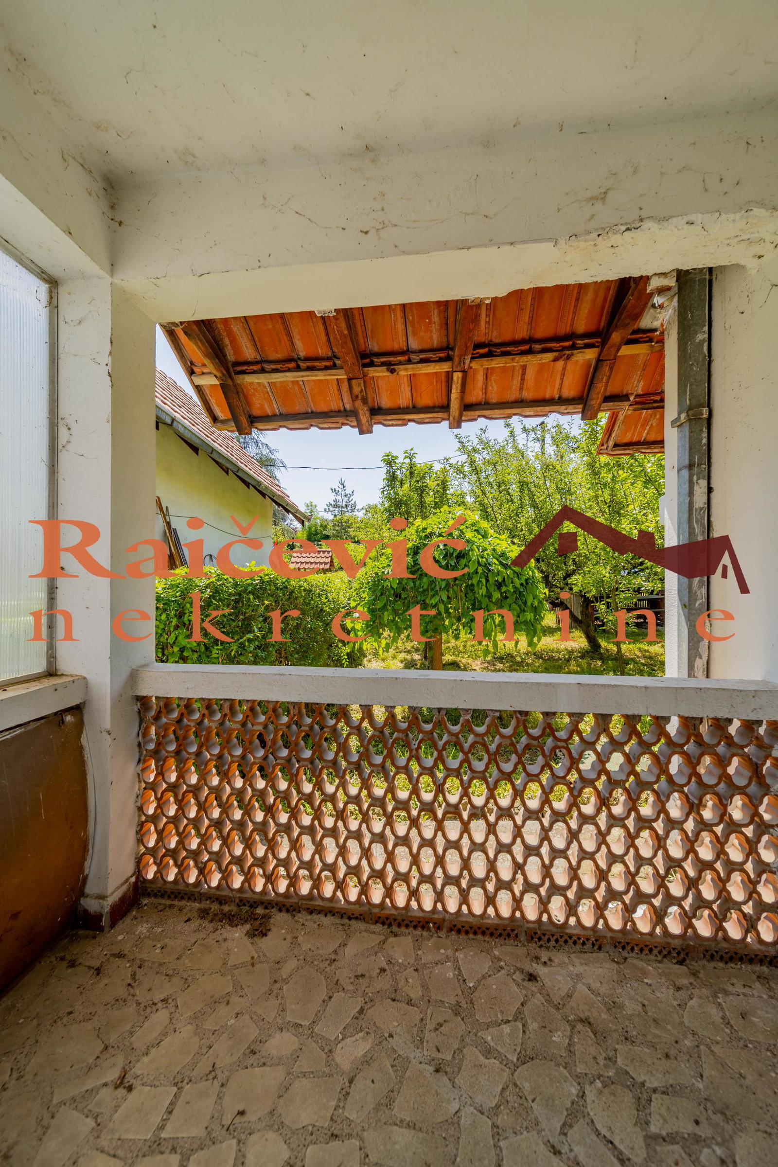 149427 Kuća na prodaju, Vranić, Beograd, 196m², 109.000 €