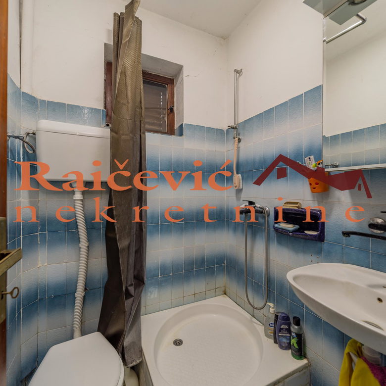 Kuća na prodaju, Vranić, Beograd, 196m², 109.000 €