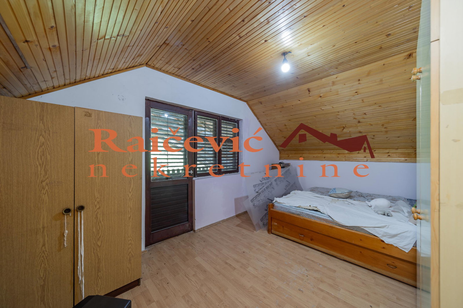 149431 Kuća na prodaju, Vranić, Beograd, 196m², 109.000 €