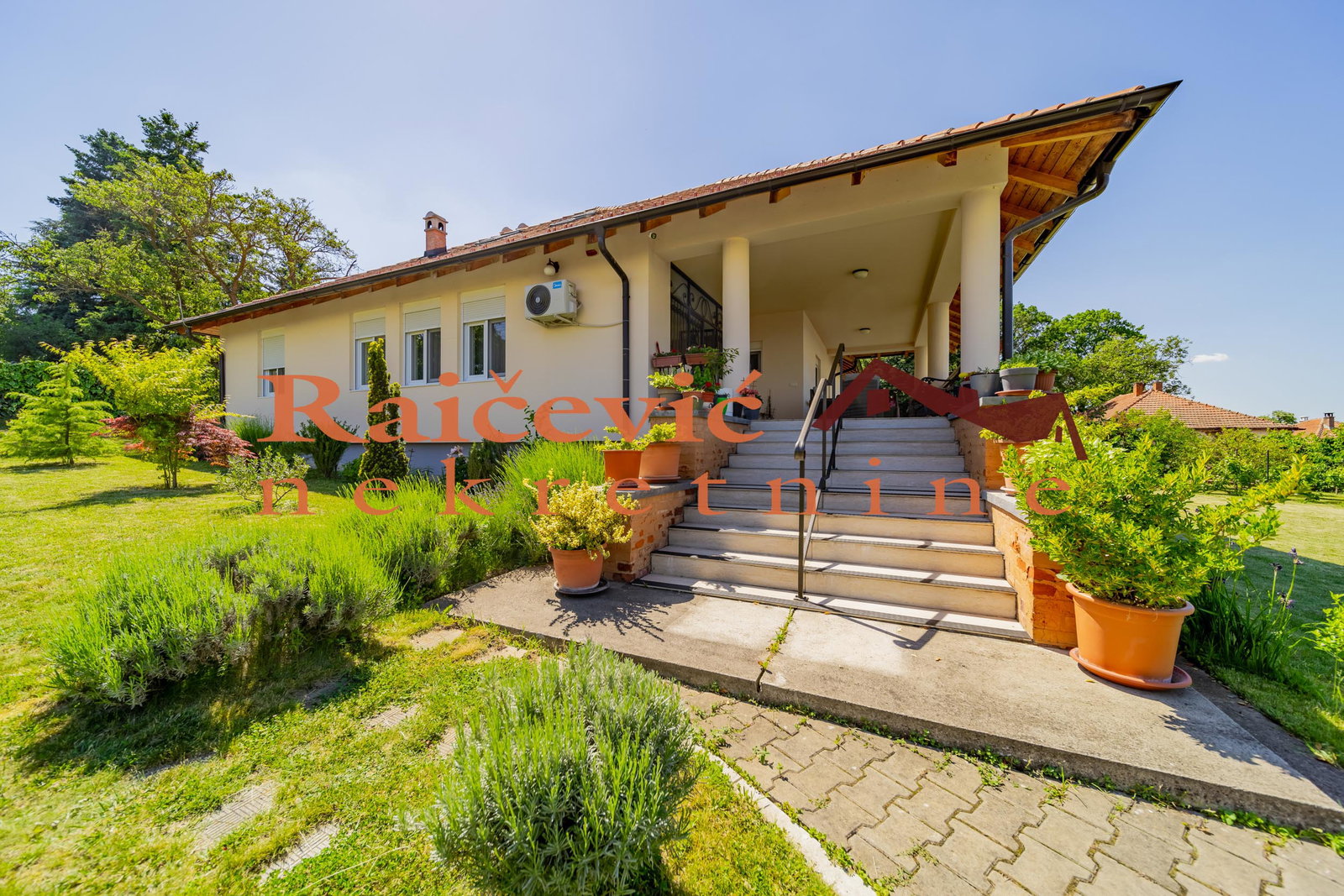 Kuća Prodaja Beograd Kuća Prodaja Beograd 257 m2