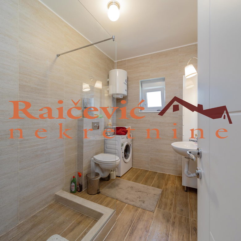 Kuća na prodaju, Sopot, Beograd, 257m², 375.000 €