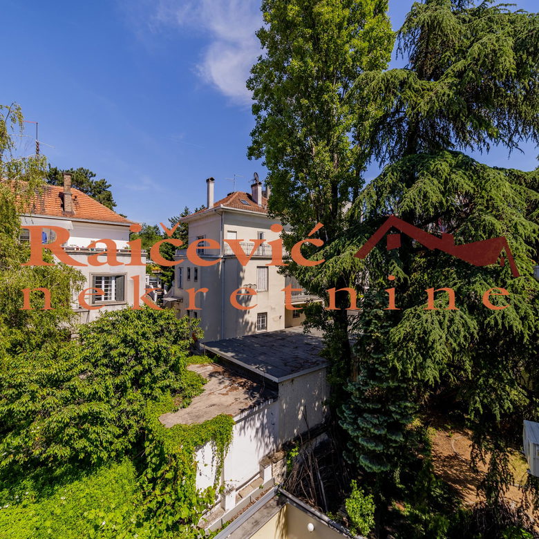 Stan Prodaja Beograd Autokomanda 136 m2