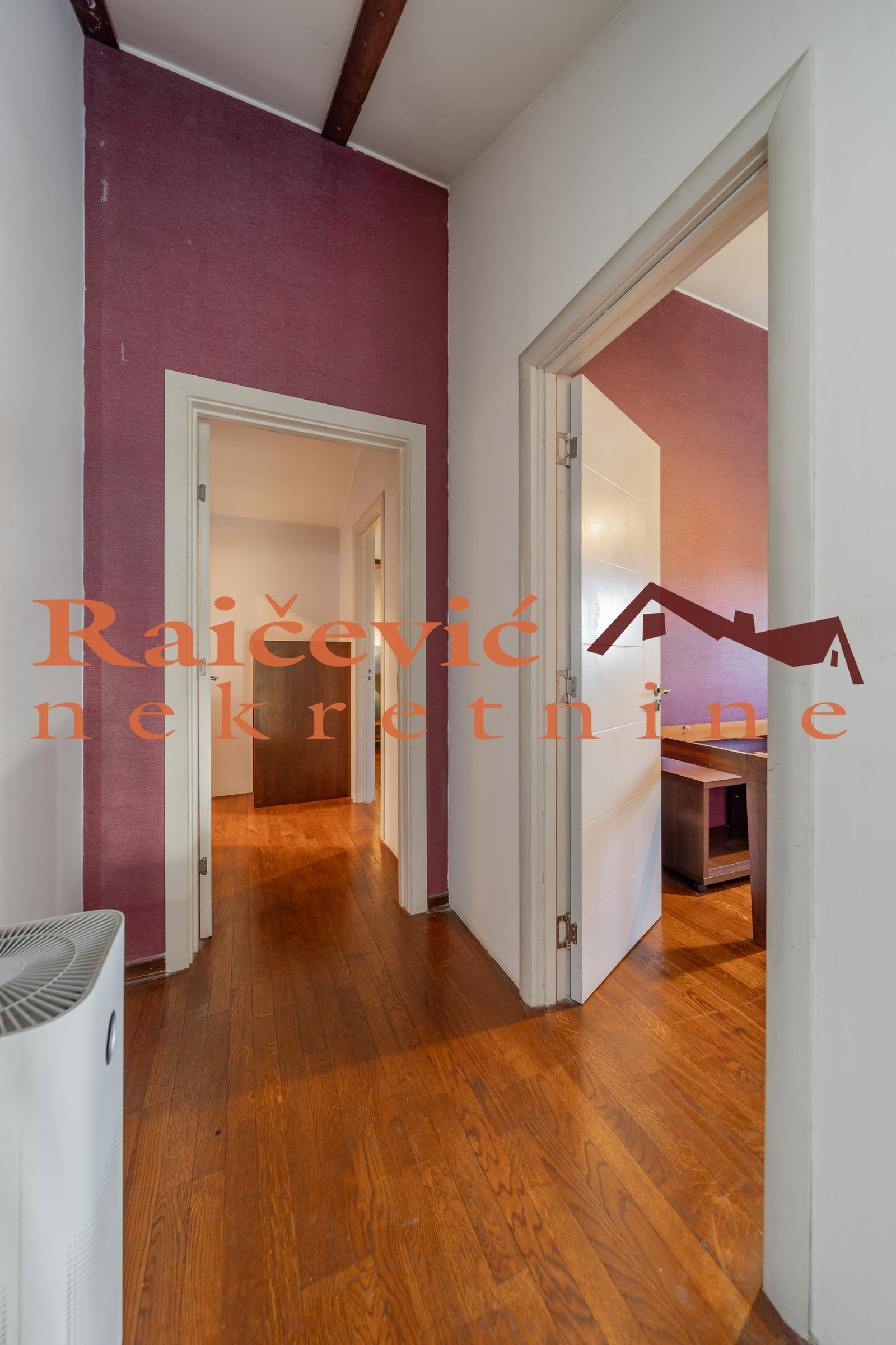 Četvorosoban stan na prodaju, Autokomanda, Beograd, 136m², 380.000 €