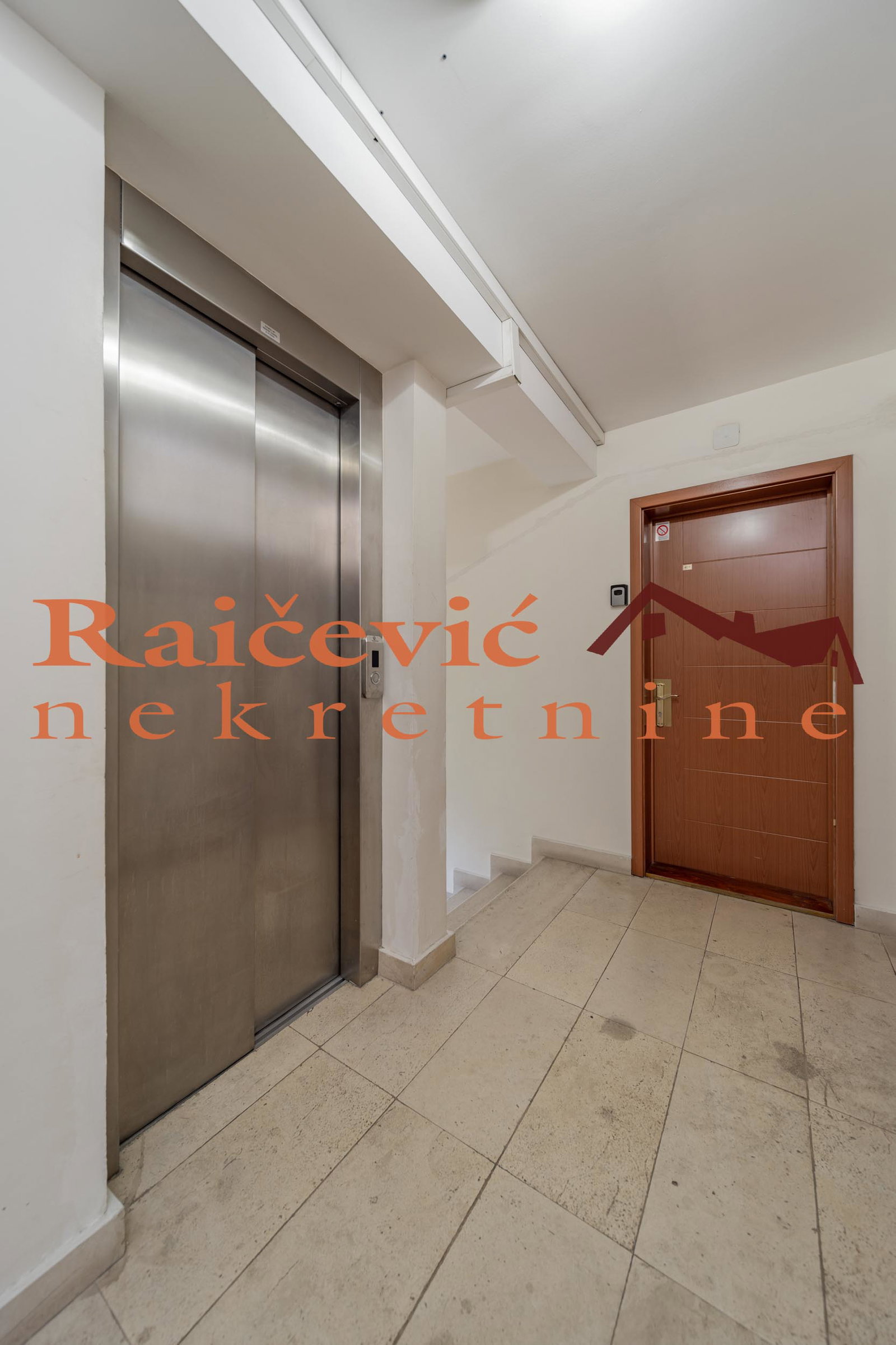 149635 Jednosoban stan na prodaju, Autokomanda, Beograd, 33m², 129.000 €