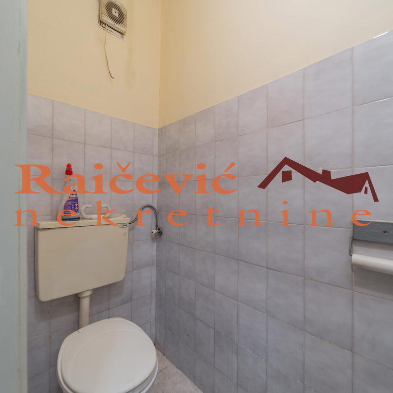 Lokal Izdavanje Beograd Dorćol 84 m2