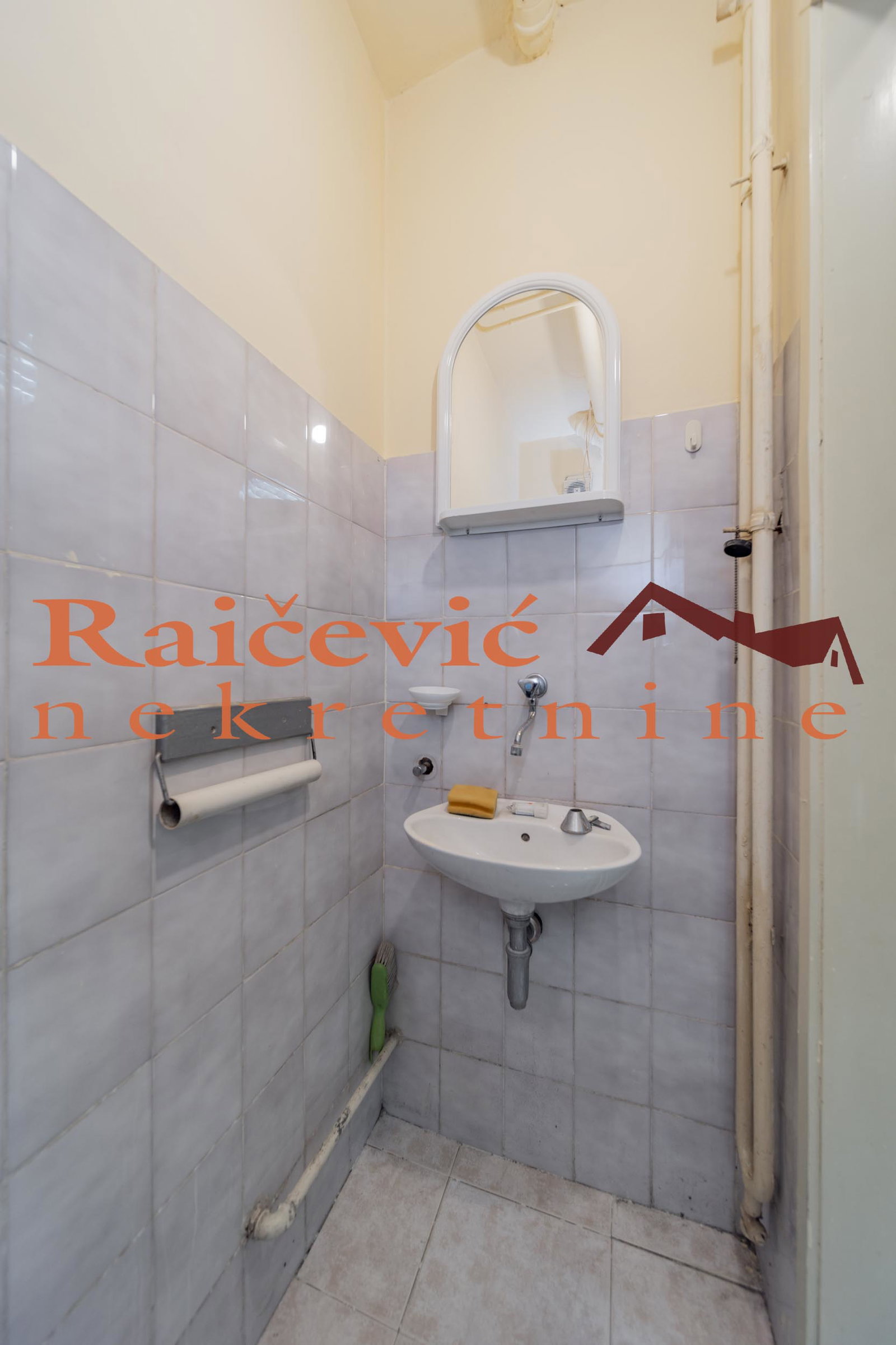 Lokal Izdavanje Beograd Dorćol 84 m2