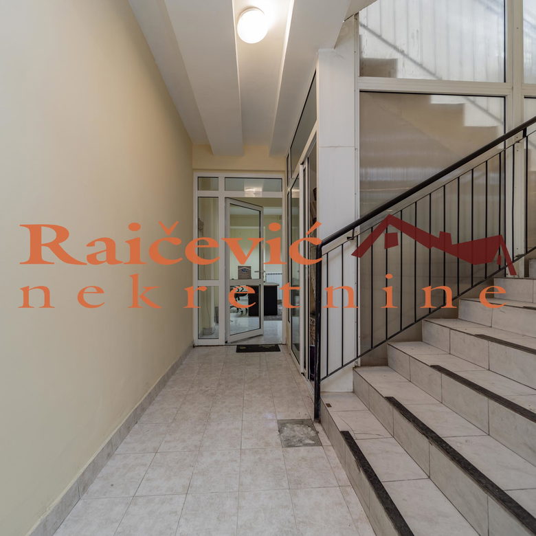 Lokal Izdavanje Beograd Dorćol 84 m2