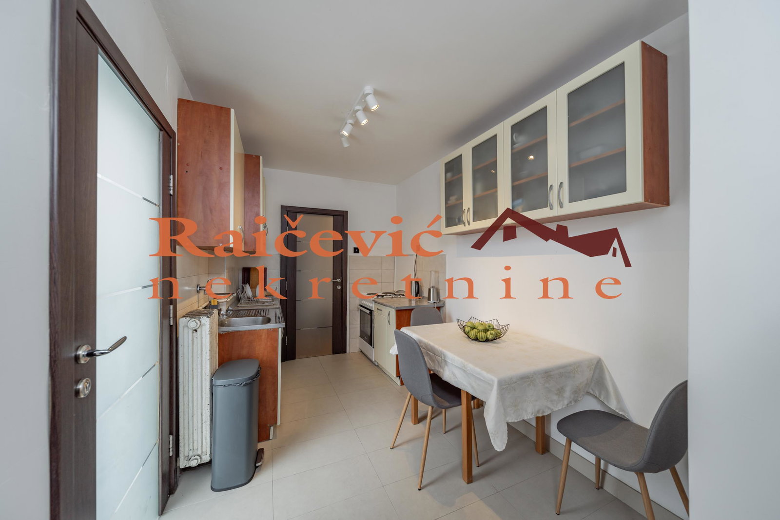 149787 Trosoban stan na prodaju, Centar, Beograd, 68m², 570.000 €