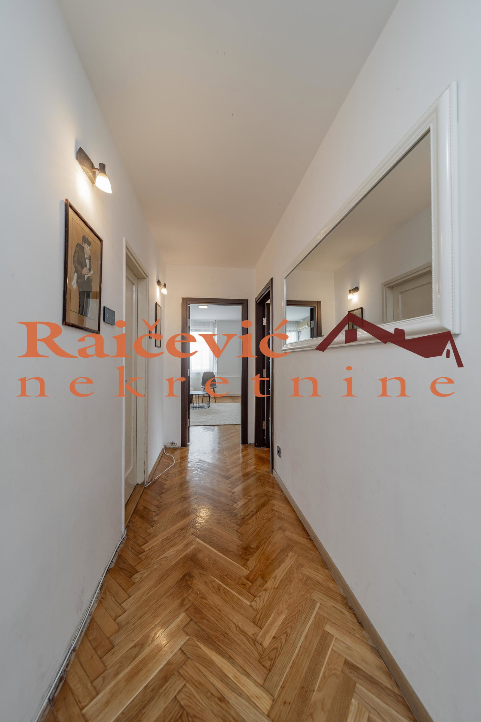 149788 Trosoban stan na prodaju, Centar, Beograd, 68m², 570.000 €