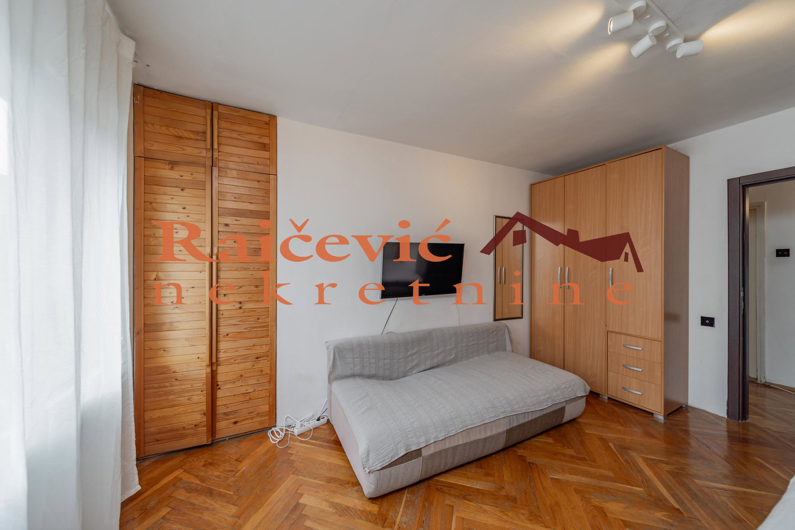 149793 Trosoban stan na prodaju, Centar, Beograd, 68m², 570.000 €