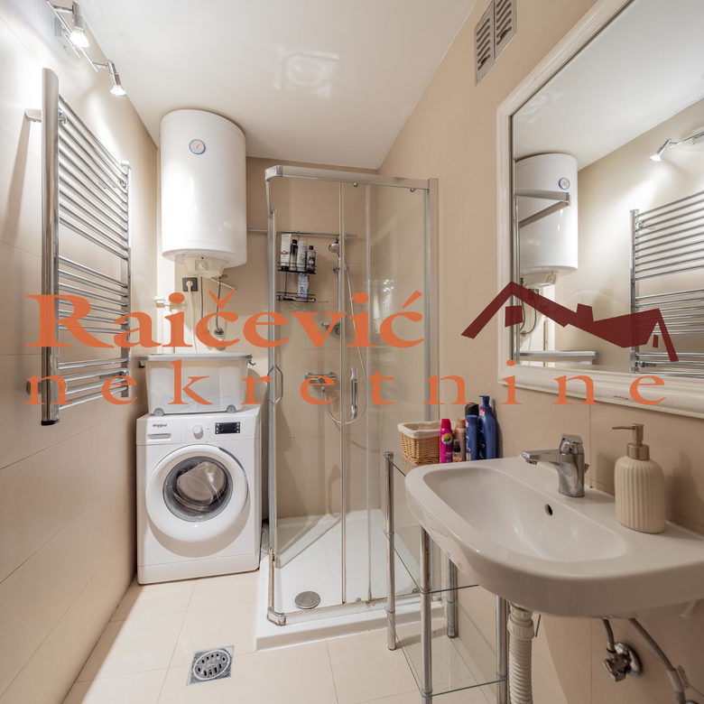 Trosoban stan na prodaju, Centar, Beograd, 68m², 570.000 €
