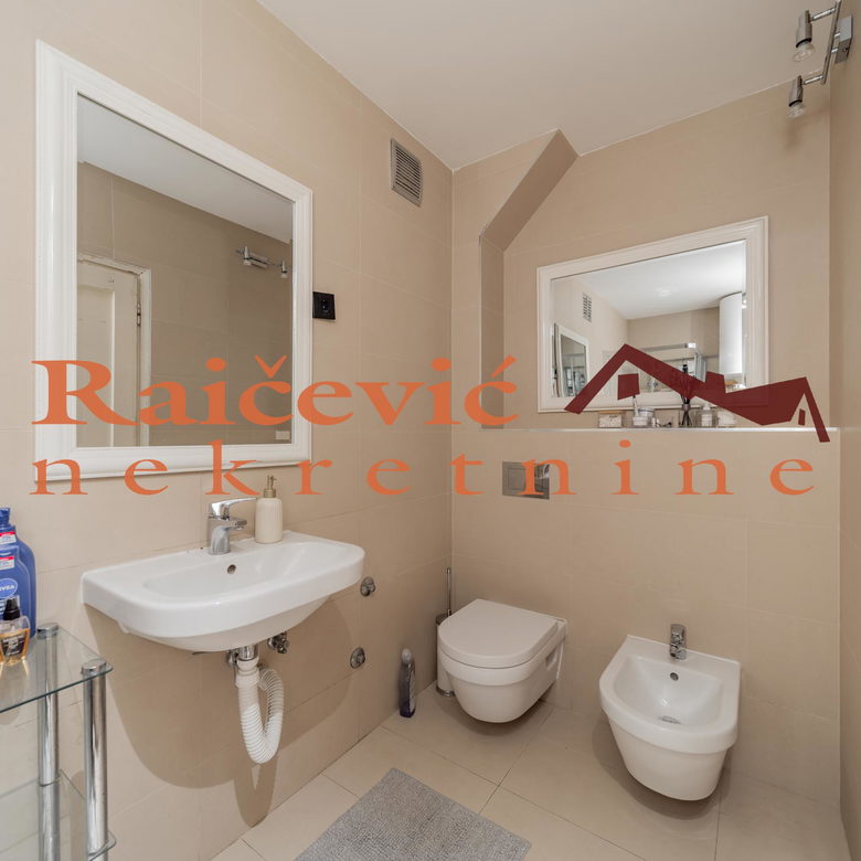 Trosoban stan na prodaju, Centar, Beograd, 68m², 570.000 €