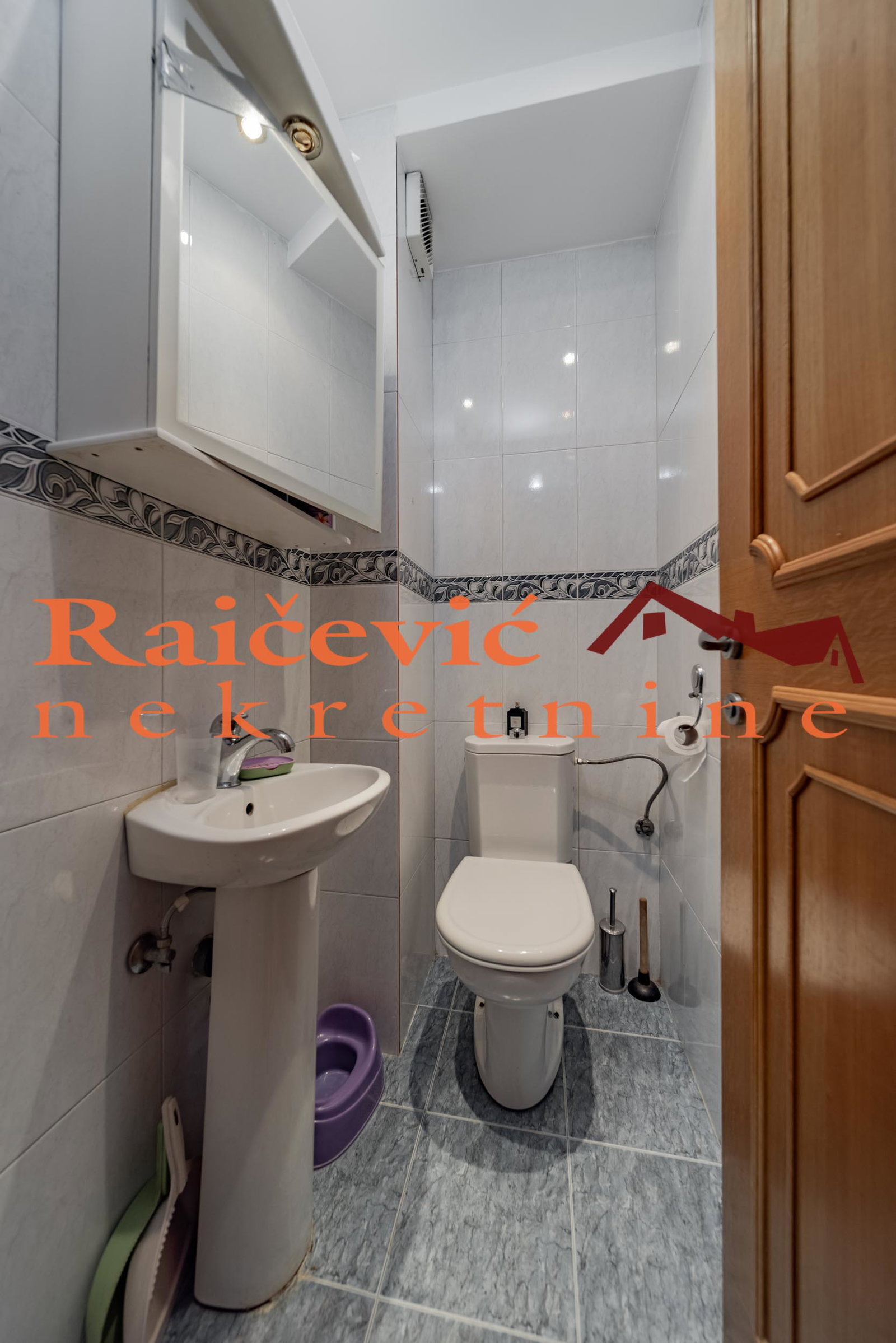 Kuća Prodaja Beograd Braće Jerković 250 m2