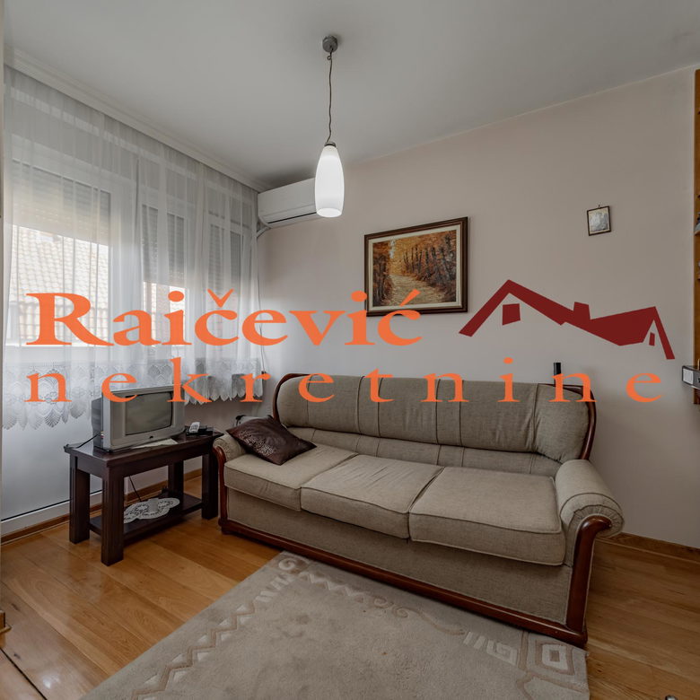 Kuća Prodaja Beograd Braće Jerković 250 m2