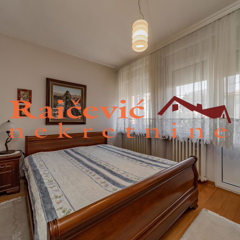 Kuća Prodaja Beograd Braće Jerković 250 m2
