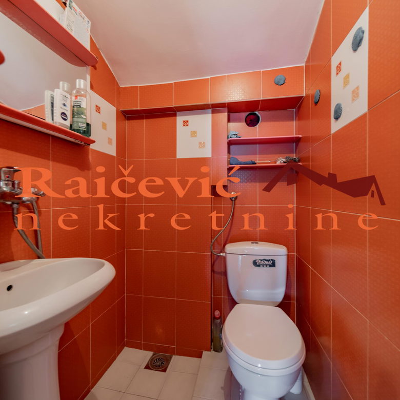 Kuća na prodaju, Braće Jerković, Beograd, 250m², 500.000 €