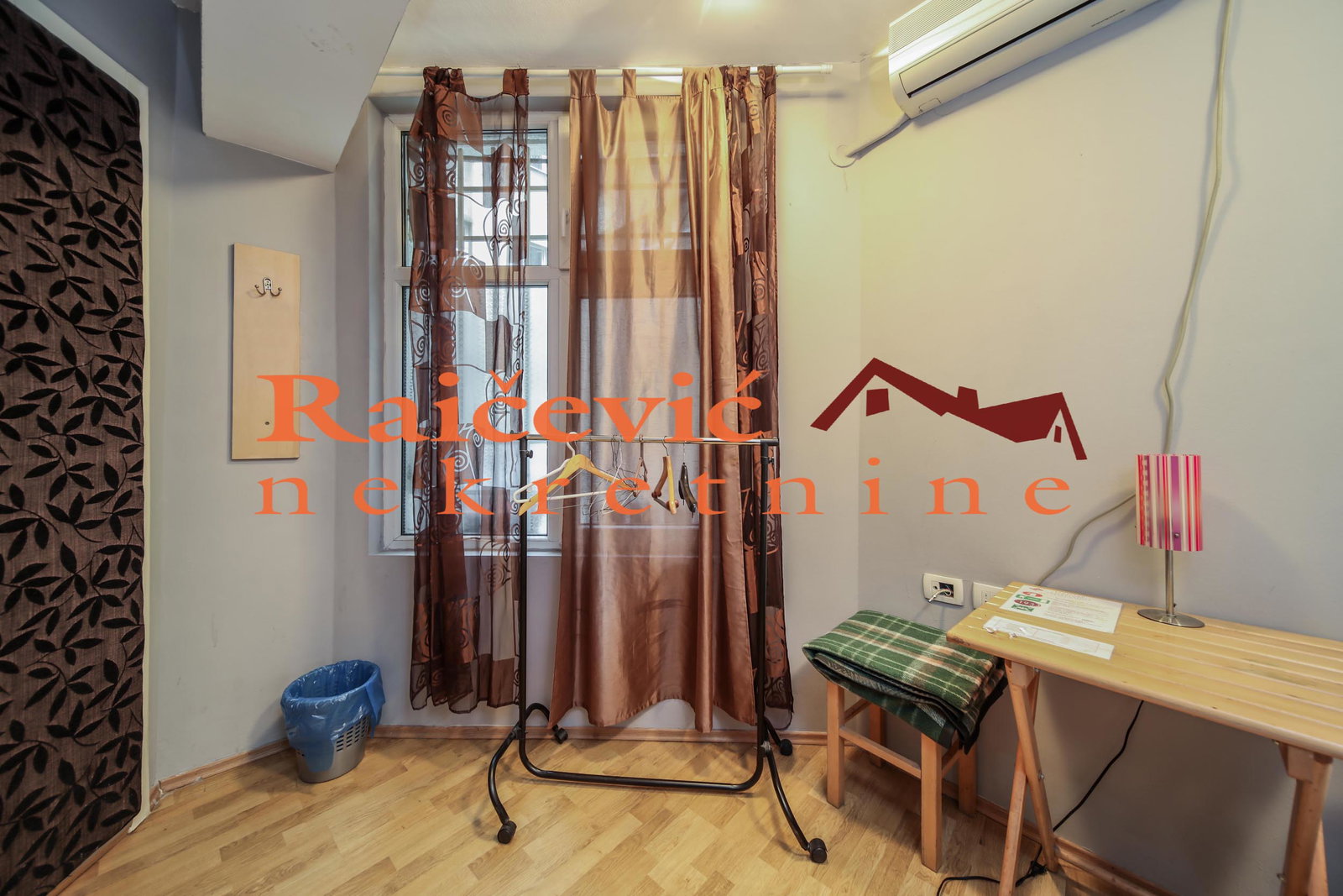 150178 Višesoban stan na prodaju, Centar, Beograd, 93m², 350.000 €