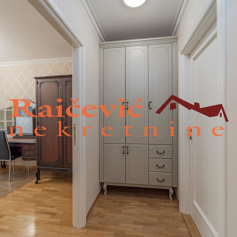 Dvosoban stan na prodaju, Centar, Beograd, 62m², 295.000 €