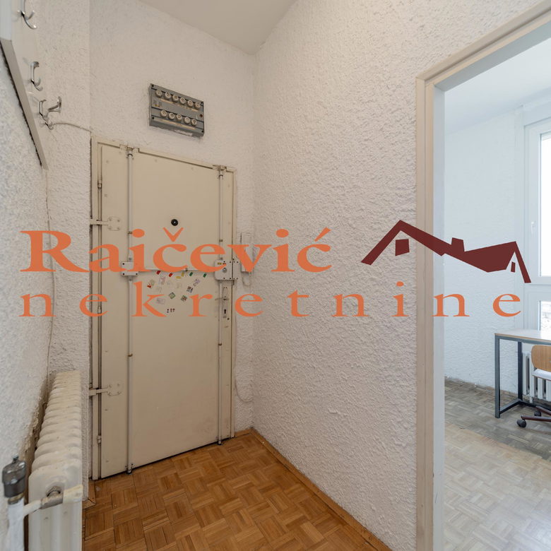 Trosoban stan na prodaju, Lion, Beograd, 50m², 177.000 €