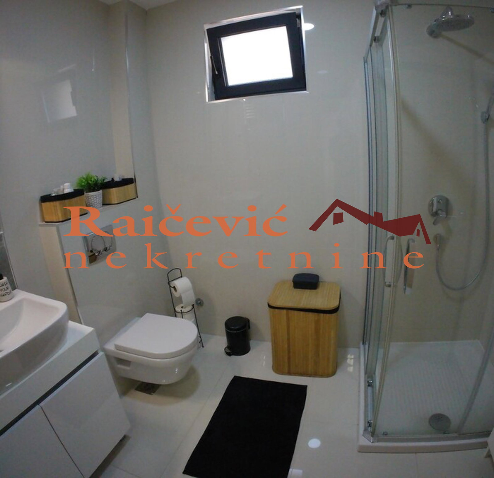Četvorosoban stan na prodaju, Autokomanda, Beograd, 103m², 520.000 €