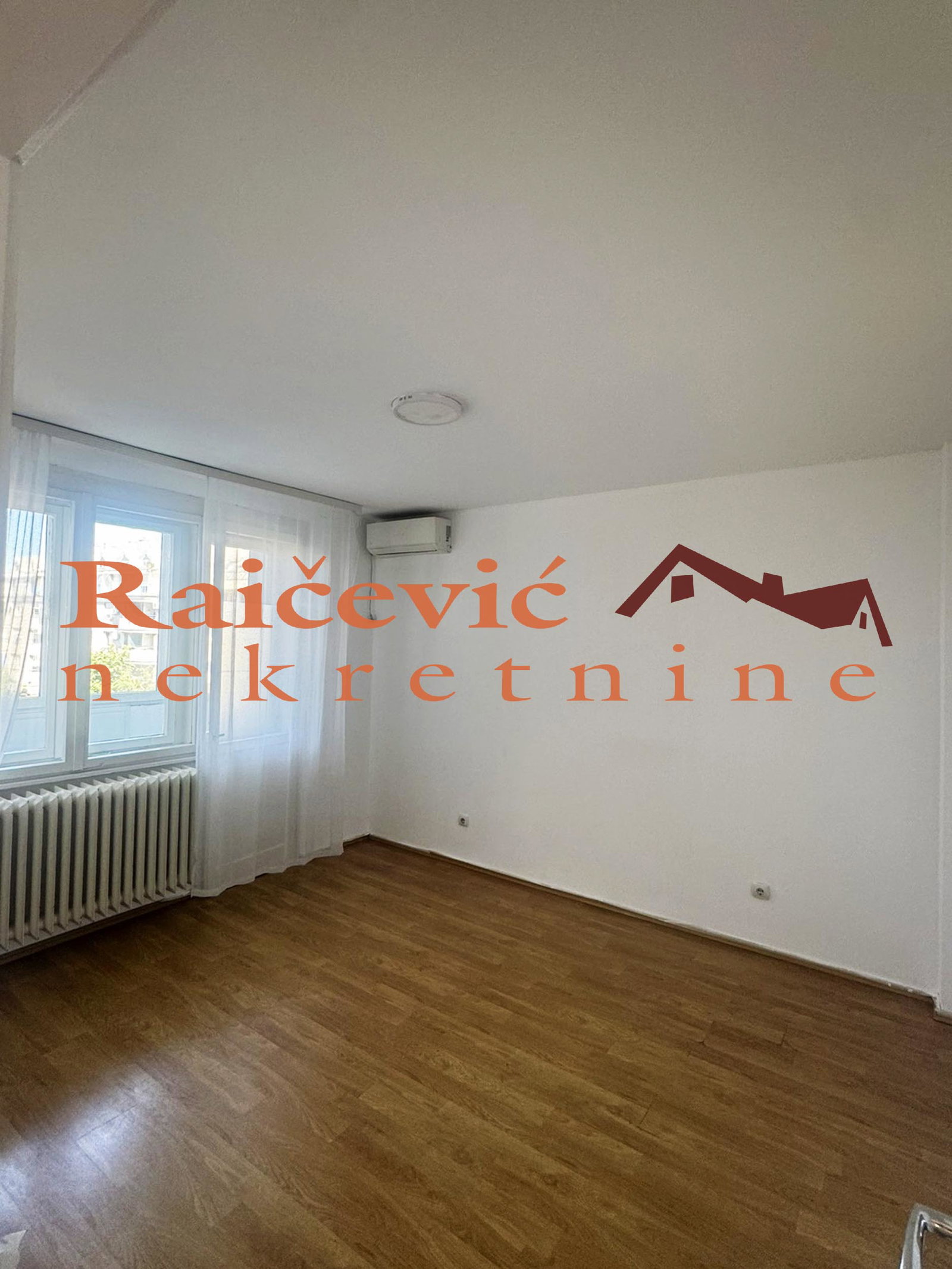 Lokal Izdavanje Beograd Tašmajdan 57 m2