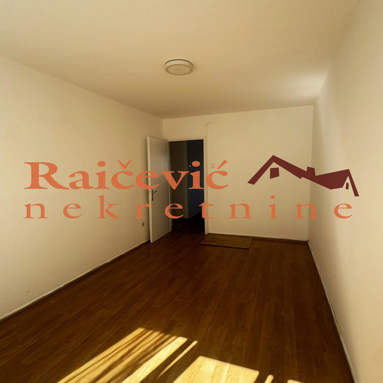 Lokal Izdavanje Beograd Tašmajdan 57 m2