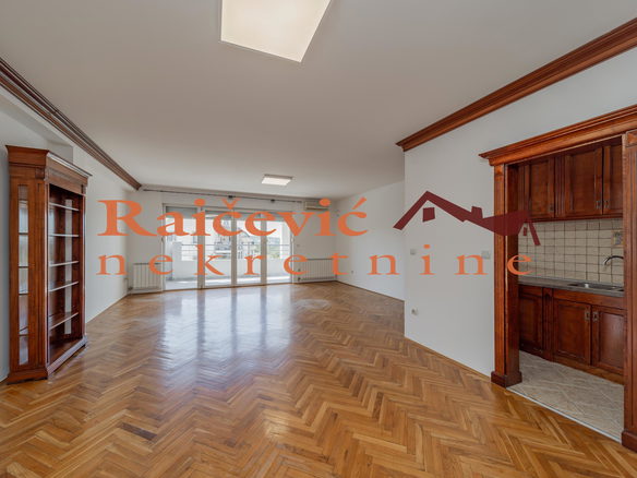 Stan Prodaja Beograd Dedinje 117 m2