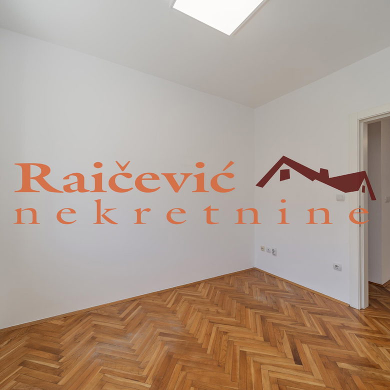 Četvorosoban stan na prodaju, Dedinje, Beograd, 117m², 2. sprat, 468.000 €