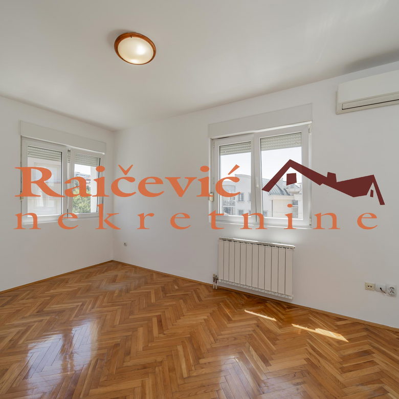 Četvorosoban stan na prodaju, Dedinje, Beograd, 117m², 2. sprat, 468.000 €