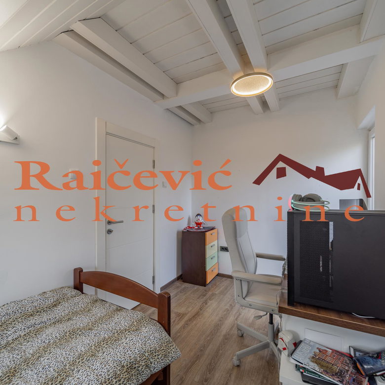 Kuća za izdavanje, Dedinje, Beograd, 110m², 2.500 €/mes