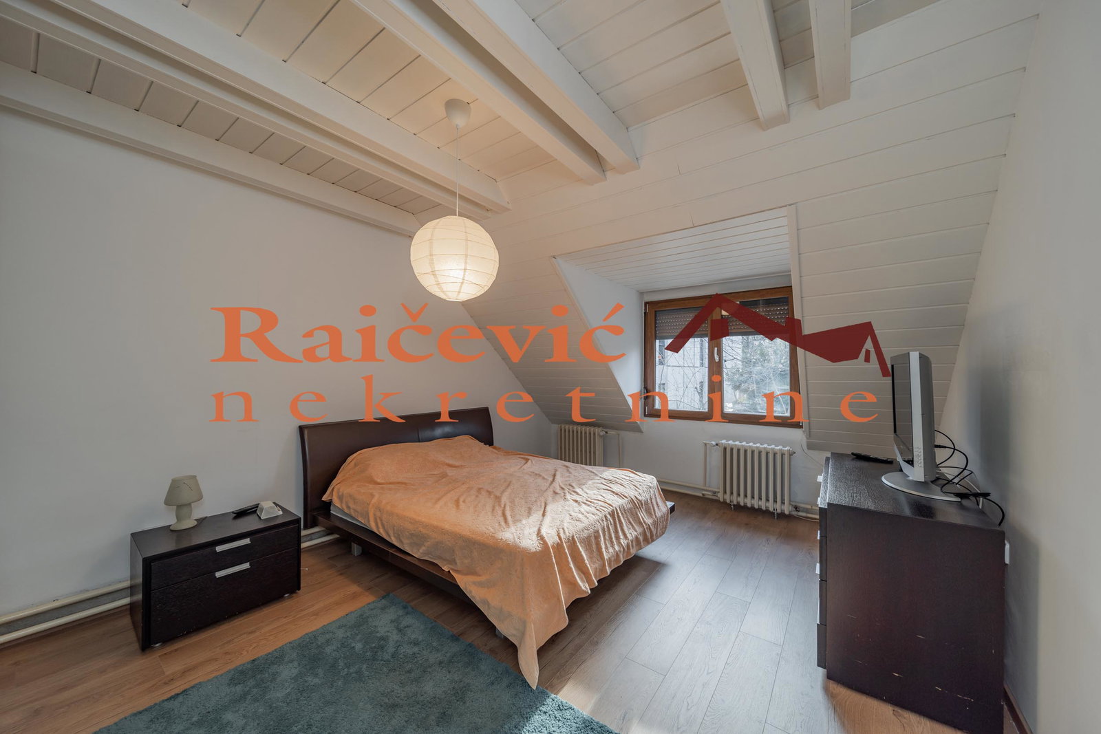 150478 Kuća za izdavanje, Dedinje, Beograd, 110m², 2.500 €/mes