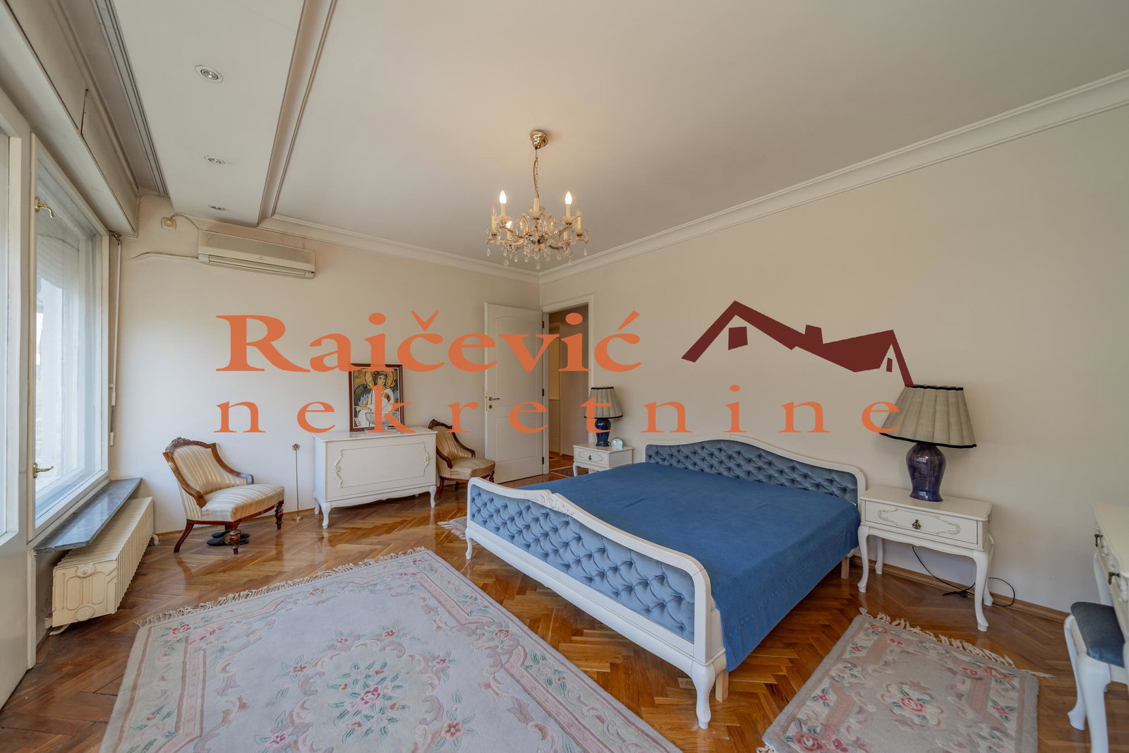 Kuća na prodaju, Centar, 273m², 700.000 €