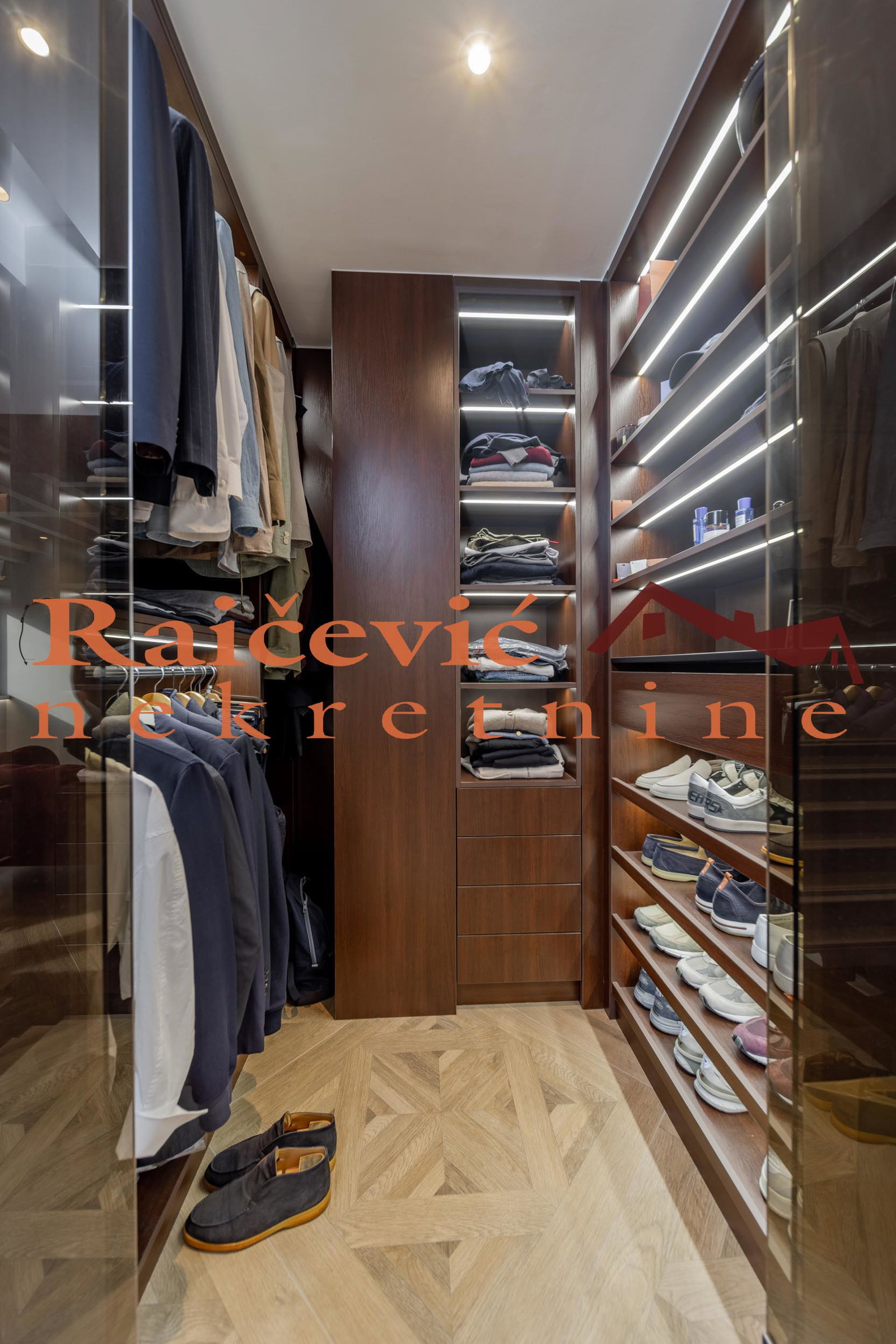 150631 Dvosoban stan na prodaju, Centar, Beograd, 38m², 247.000 €