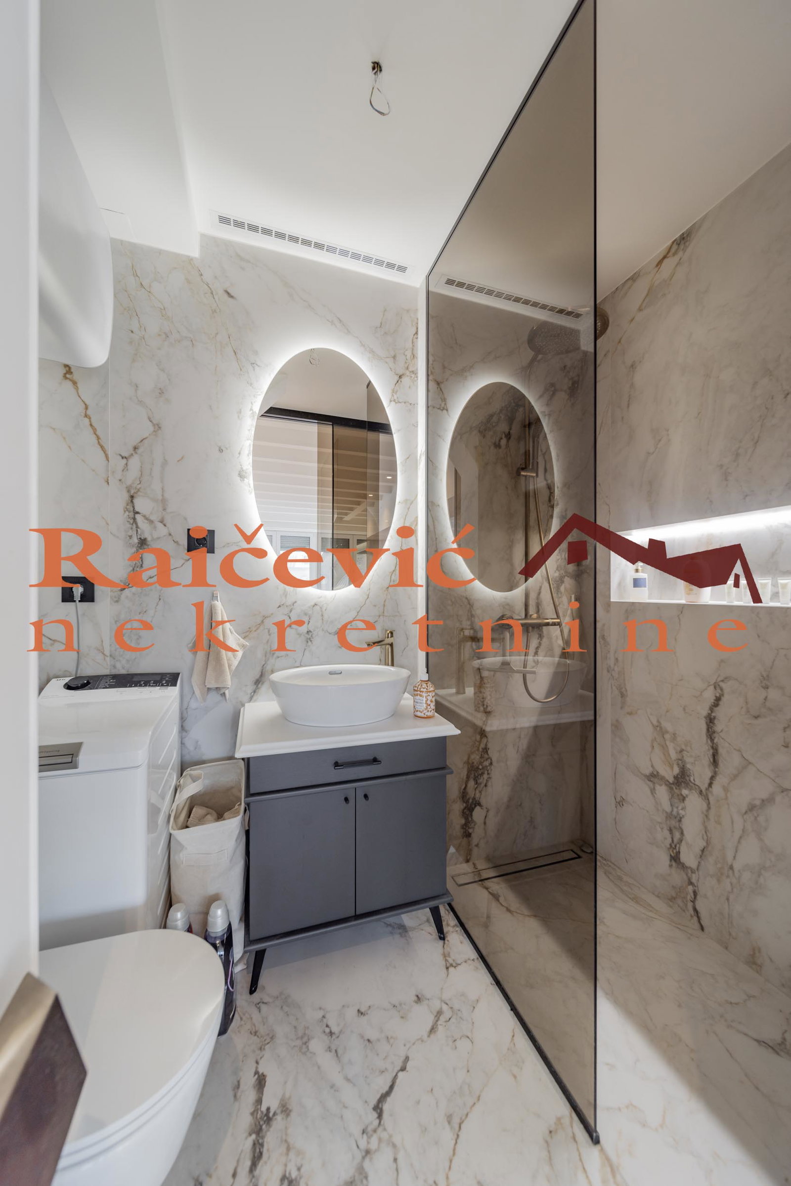 150632 Dvosoban stan na prodaju, Centar, Beograd, 38m², 247.000 €