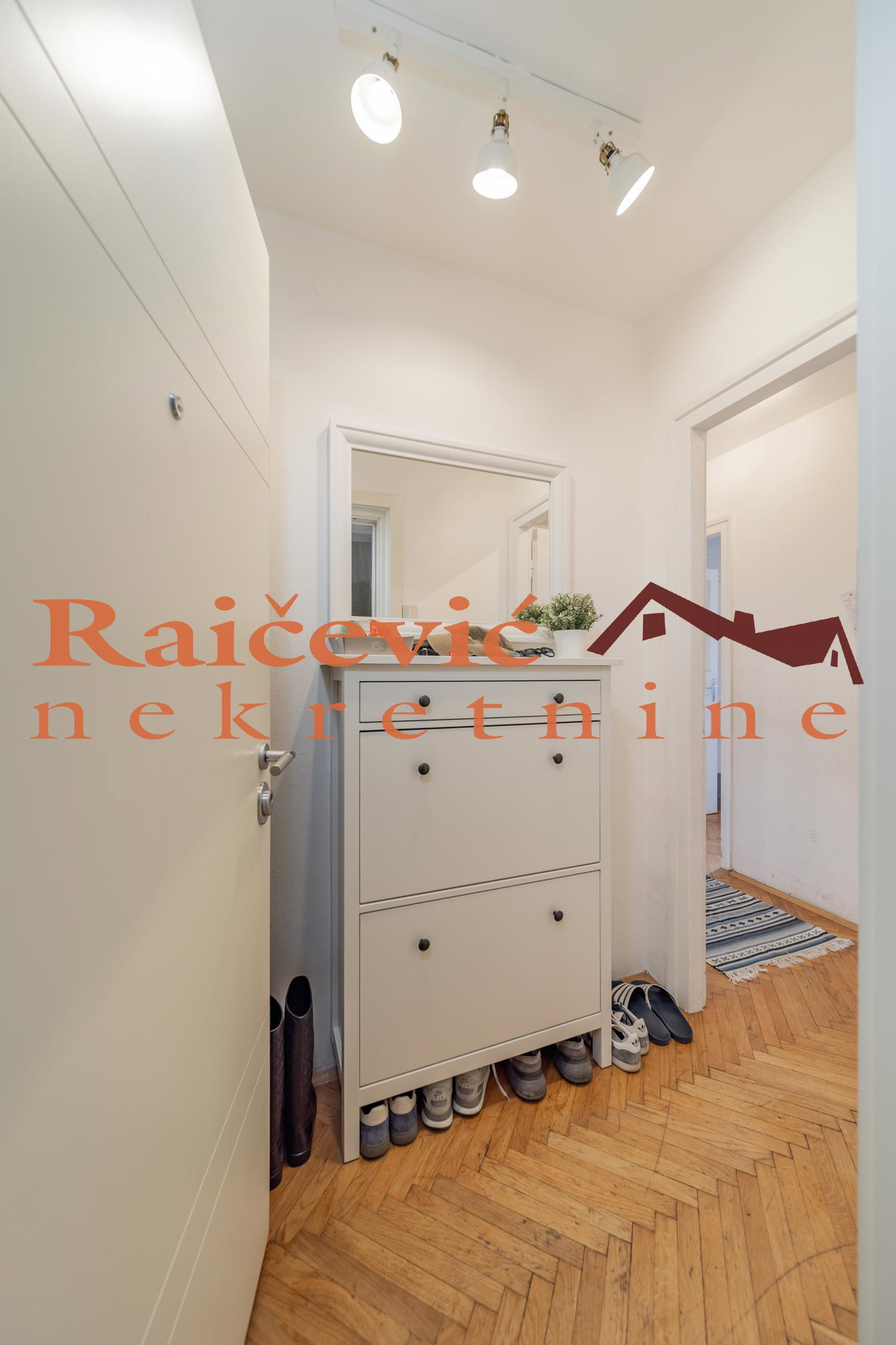 150650 Trosoban stan na prodaju, Crveni Krst, Beograd, 69m², 255.000 €