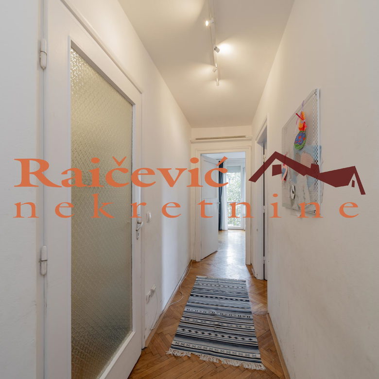 Trosoban stan na prodaju, Crveni Krst, Beograd, 69m², 255.000 €