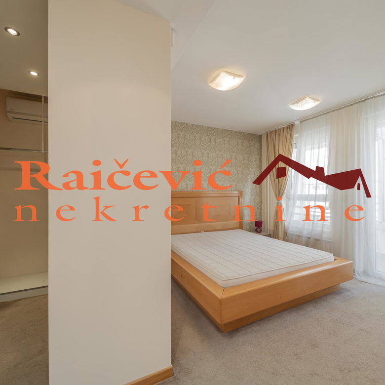 Trosoban stan na prodaju, Beograd, 106m², 390.000 €