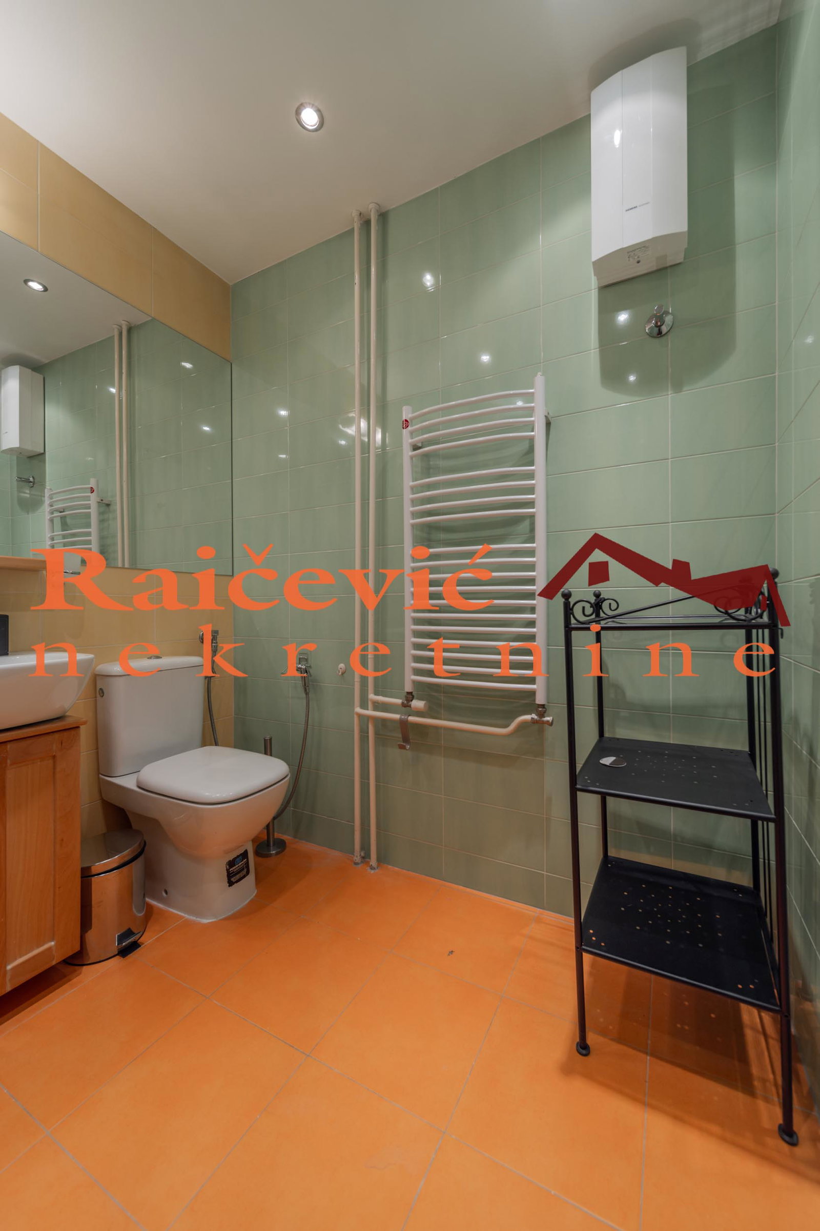 Trosoban stan na prodaju, Beograd, 106m², 390.000 €