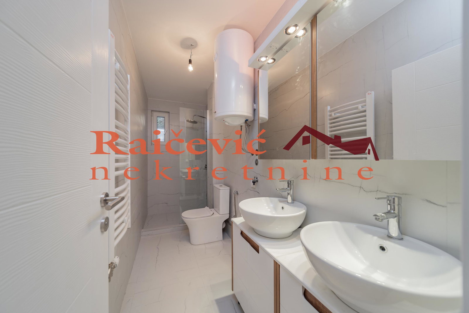 150884 Trosoban stan na prodaju, Kaluđerica, Beograd, 82m², 140.300 €