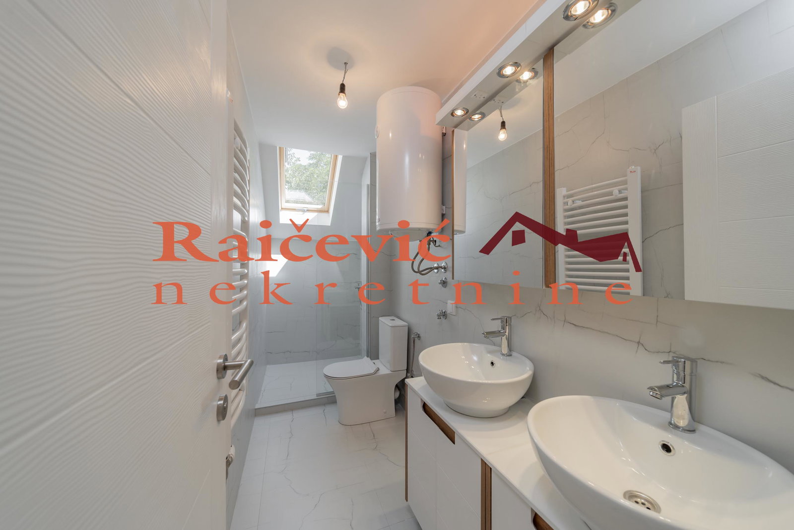 150921 Trosoban stan na prodaju, Kaluđerica, Beograd, 81m², 138.650 €