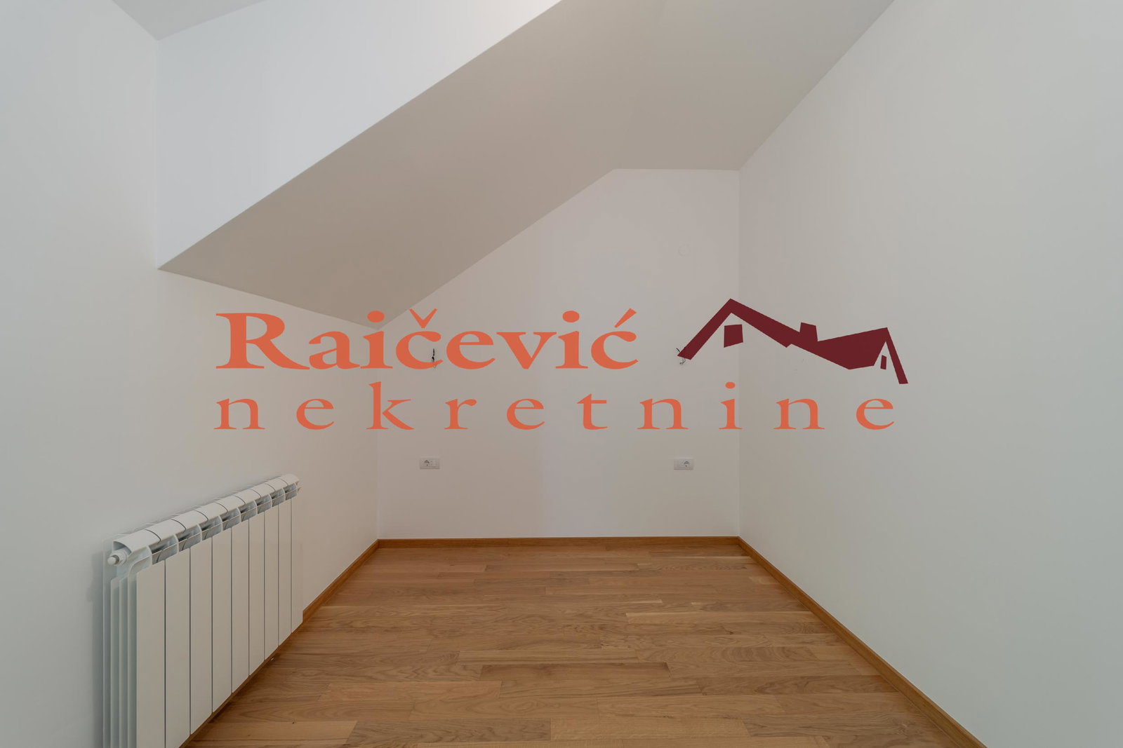 150925 Trosoban stan na prodaju, Kaluđerica, Beograd, 81m², 138.650 €