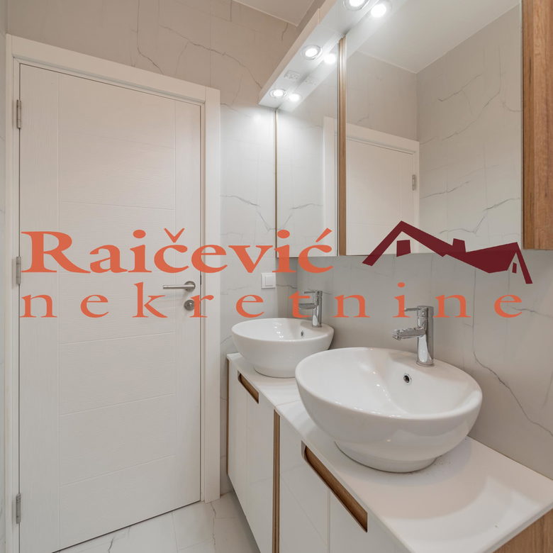 Trosoban stan na prodaju, Kaluđerica, Beograd, 95m², 161.750 €