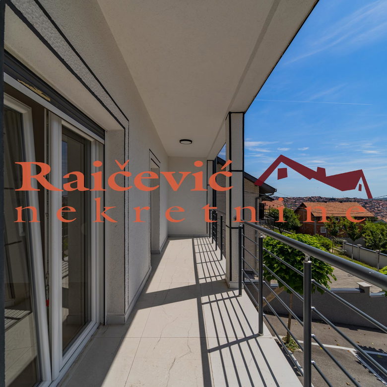Trosoban stan na prodaju, Kaluđerica, Beograd, 82m², 140.300 €
