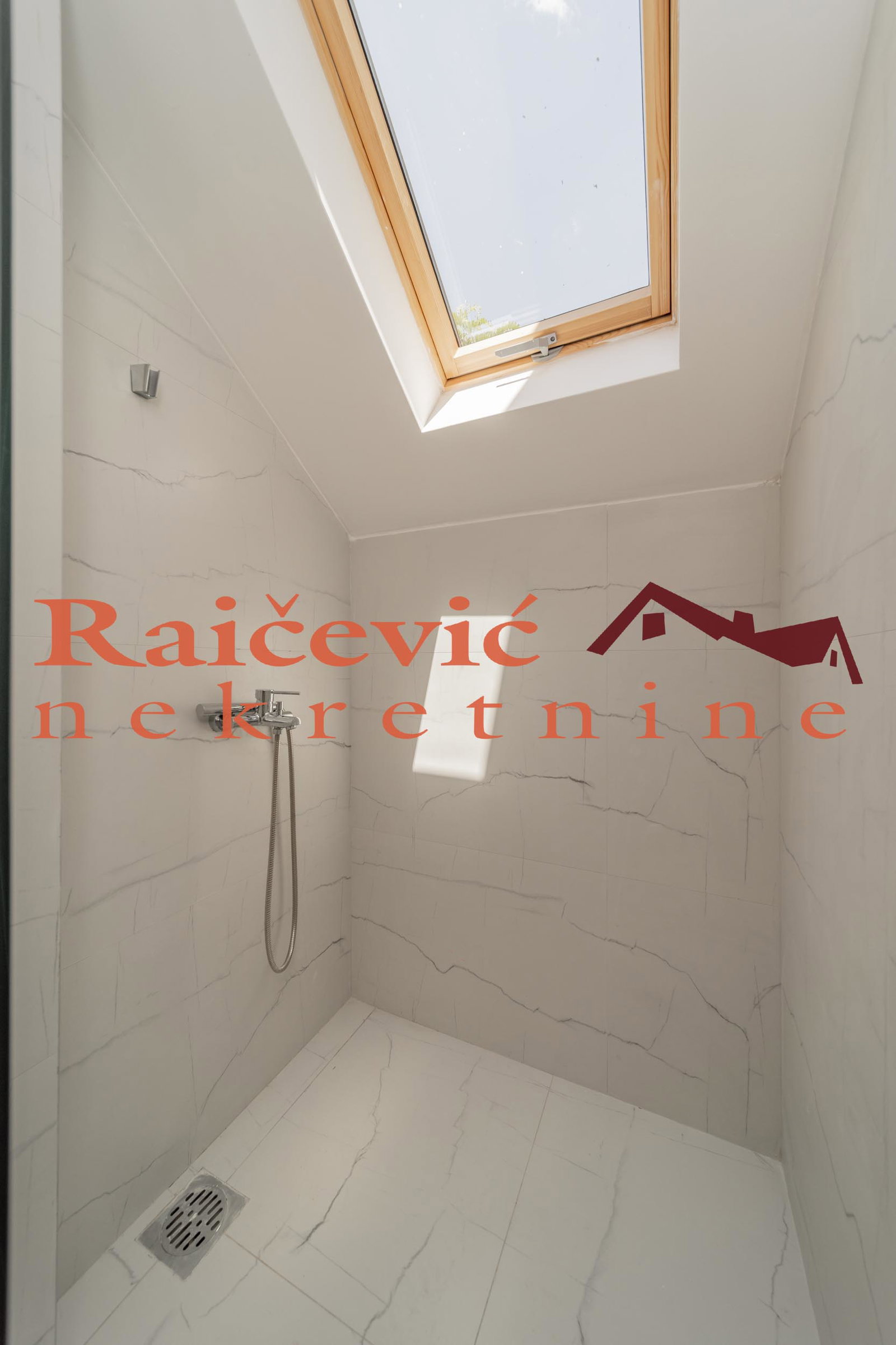 151001 Trosoban stan na prodaju, Kaluđerica, Beograd, 80m², 137.000 €